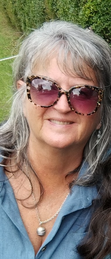 Miembros elisa lacko