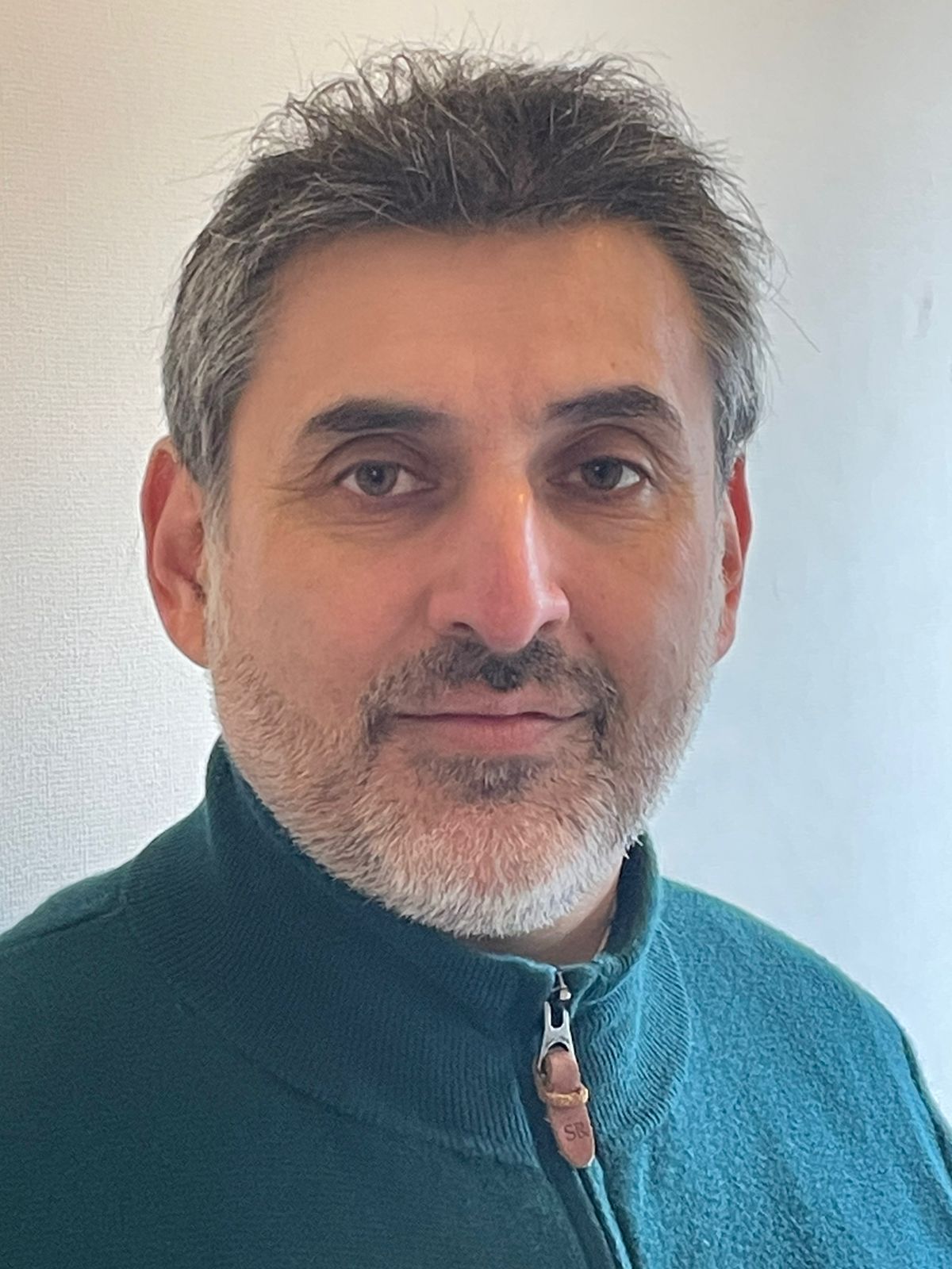 Miembros gabriel inostroza
